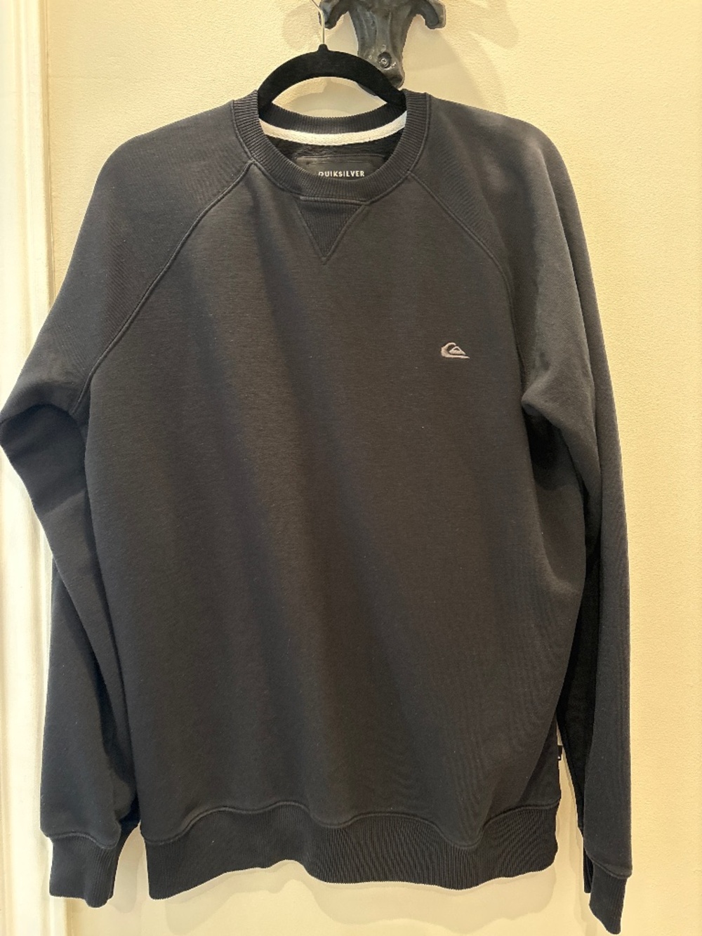 Quicksilver crew sweatshirt